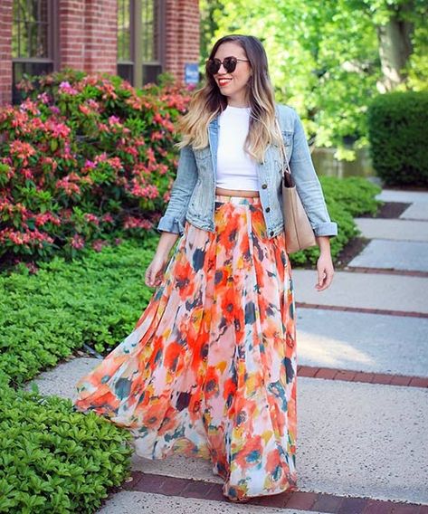 Spring Maxi Skirt Outfit, Floral Maxi Skirt Outfit, Long Skirt Outfits For Summer, Spring Skirt Outfits, Long Floral Skirt, Chiffon Maxi Skirt, Long Skirt Outfits, Maxi Rok, Maxi Skirt Outfits