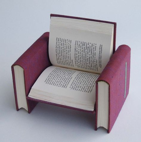 Book Chair, Sculpture Nature, Book Art Sculptures, Old Book Crafts, Book Furniture, Once In A Blue Moon, Recycled Books, Book Page Crafts, Folded Book Art