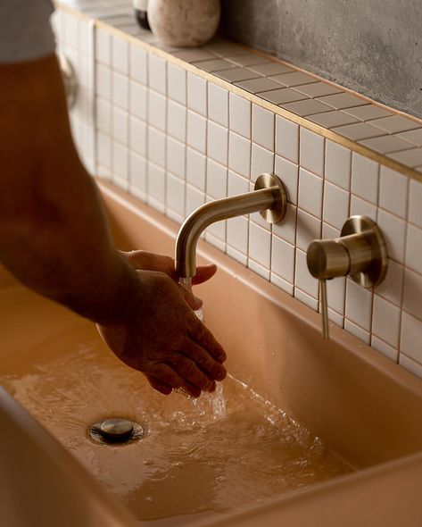 A harmonious blend of nostalgia and contemporary design. A sculptural piece, our Trough Basin is nostalgic in its reference and contemporary in presentation. Made from high strength concrete ensuring durability and longevity with a timeless aesthetic. This basin has been masterfully handcrafted making it a standout piece in any bathroom. Available in surface mount or in a vanity set our trough basin is one of the largest basin designs offered by nood co. This beautifully versatile piece ... Trough Sink Bathroom, Dream Bungalow, Bungalow Bathroom, Nood Co, Shelf Mirror, Trough Sink, Concrete Basin, Basin Design, Sink Vanity