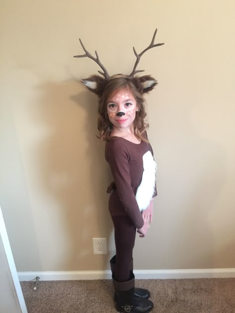 Spirit Day Ideas, Lion Witch Wardrobe, Halloween Costumes 2016, School Costume, Fashion Masks, Toddler Costumes, Family Halloween Costumes, Amazing Cosplay, Halloween Costumes For Girls