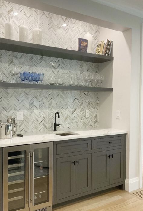 Bar Backsplash Tile, Wet Bar Design, Elegant Backsplash, Bar Backsplash, Wet Bar Designs, Basement Bar Designs, Built In Bar, Bar Designs, Basement Makeover