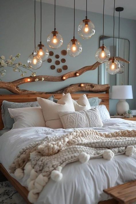 Driftwood Bedroom Furniture, Beach Aesthetic Bedroom Ideas, Bedroom Inspirations Coastal, Home Room Decor Ideas, Air Bnb Ideas Decor, Curtains Aesthetic, Boho Colours, Nautical Themed Bedroom, Coastal Bedroom Aesthetic