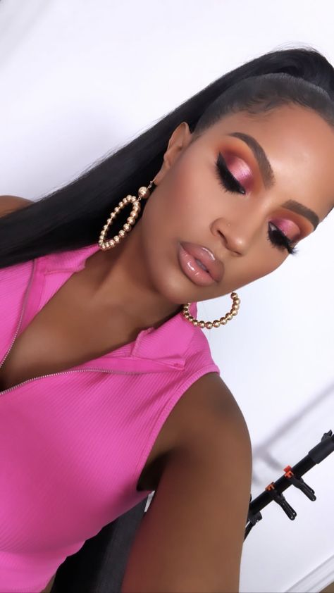 Makeup For Pink Dress Dark Skin, Fushia Makeup Looks Black Women, Pink Eyeshadow Looks Black Women Tutorial, Makeup For Hot Pink Outfit, Full Face Makeup Pink, Barbie Makeup Black Women, Pink Make Up Looks Black Women, Pink Makeup Black Women, Soft Pink Makeup Looks Black Women