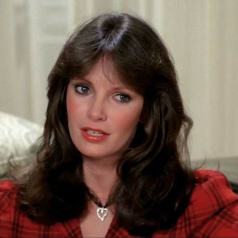 Old Hollywood Makeup, 80s Haircuts, Jacklyn Smith, Donna Mills, Random Icon, Celebrity Haircuts, Hollywood Makeup, Charlie's Angels, Make Up Tutorial