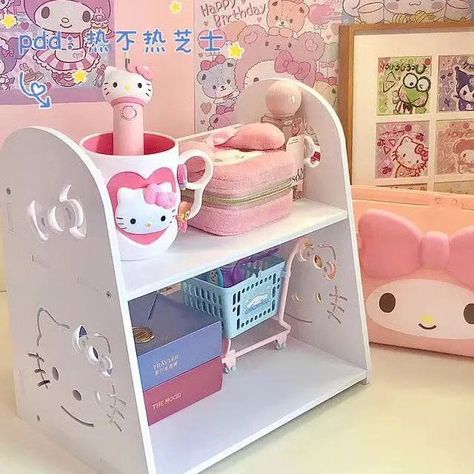 ﾟ☁︎｡ cinna/kuromi/hello kitty organiser ﾟ☾ ﾟ Price- 989 + international shipping Shop from link in bio Takes 4-7 weeks to deliver once preorders submitted . . . . . . #coquette #bow #bowseason #koreanfashion #top #imported #aesthetic Dresser Bookshelf, Student Essentials, Kawaii Cinnamoroll, Dorm Bathroom, Toy Shelves, Bookshelf Storage, Retail Shelving, Cosmetic Display, Garage Storage Organization