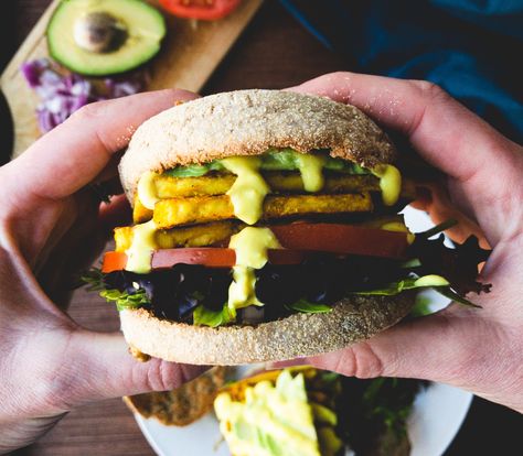 Eggy Vegan Breakfast Sandwich with Tangy Cashew Hollandaise — Not Like Mama English Muffin Sandwich, Vegan English Muffins, Vegan Breakfast Sandwich, Muffin Sandwich, English Muffins Sandwich, English Muffin Breakfast, Meal Calendar, Raw Oats, Cooking Tofu