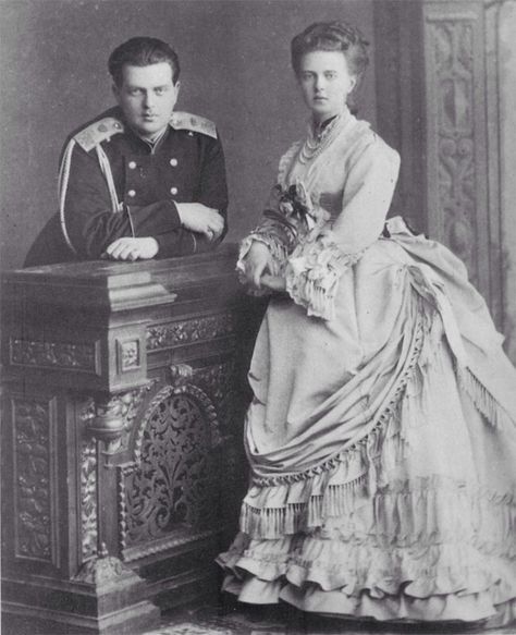 Early to mid 1870's Russian Royalty, Grand Prince, 1870s Fashion, Alexandra Feodorovna, Romanov Dynasty, Victorian Photos, Romanov Family, Russian History, Grand Duke