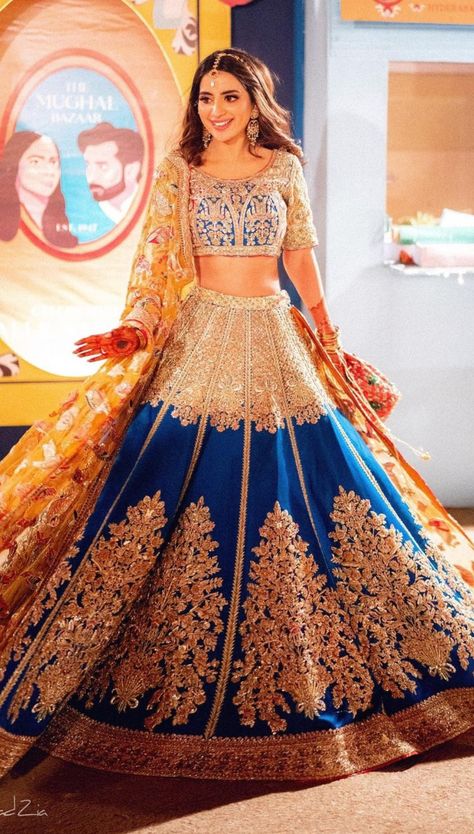 Mehndi Dress For Bride Indian Weddings, Saboor Aly Wedding, Saboor Aly, Saboor Ali, Hussain Rehar, Game Portal, Bridal Mehndi Dresses, Indian Wedding Gowns, Html 5