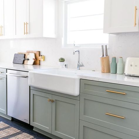 so good / up to 25% off select hardware. ends april 23. link in bio to shop. #mycb2 @jaclynjohnson Kitchen 2023, Ideas Cocina, Cottage Kitchen Design, Farmhouse Sinks, Painted Kitchen Cabinets Colors, Green Kitchen Cabinets, Retro Beach, Cottage Kitchens, New Kitchen Cabinets