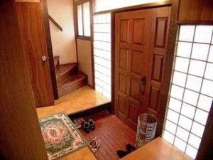 Japanese genkan | Japan | Pinterest | Traditional, Entrance ways ... Foyer Japanese, Japanese Genkan, House Plans Minimalist, Genkan Entrance, Japanese Home Decor Traditional, Japan Homes, Japanese Entryway, Japanese Entrance, Sas Entree