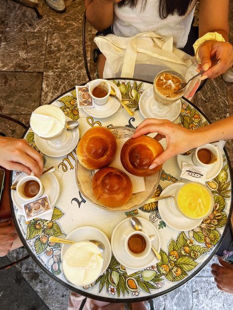 Taormina Sicily Aesthetic, Taormina Sicily, Coffee Guide, Coffee Serving, Brioche Buns, Coffee To Go, Italian Coffee, Summer Food, Fresh Cream