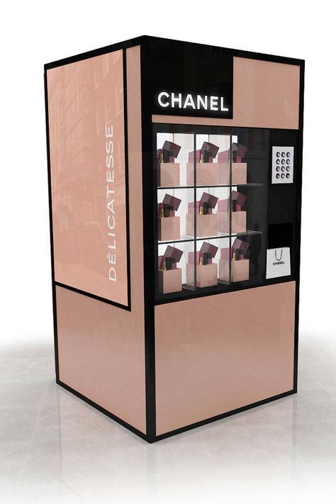 CHANEL - One of the Fashion's Night Out vending machines. 2012 Nails, Cosmetic Showroom, Vending Machine Design, Vending Machine Business, Vogue British, Makeup Display, Popup Store, Store Design Boutique, Display Showcase