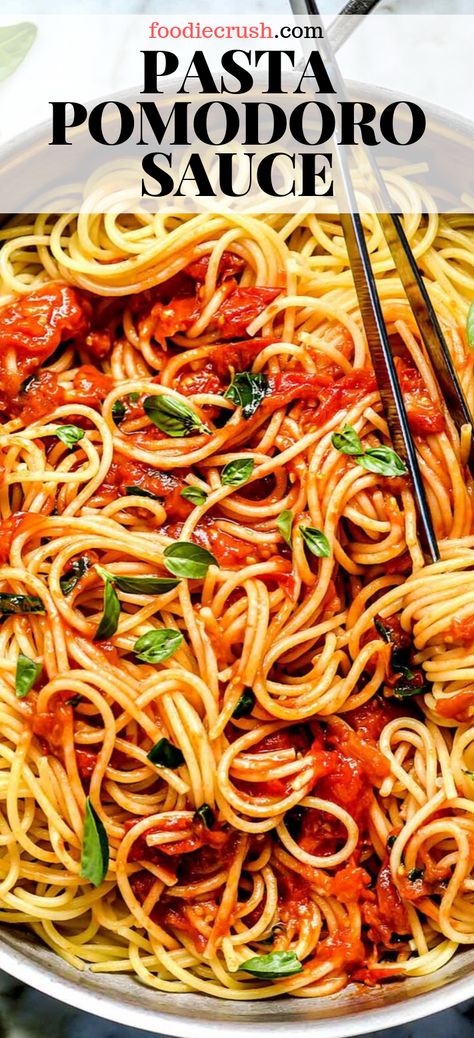 Tomato Pomodoro Sauce, Spaghetti Easy, Pomodoro Recipe, Authentic Pasta, Pomodoro Sauce, Recipes Spaghetti, Fresh Tomato Pasta, Pasta Pomodoro, Italian Spaghetti