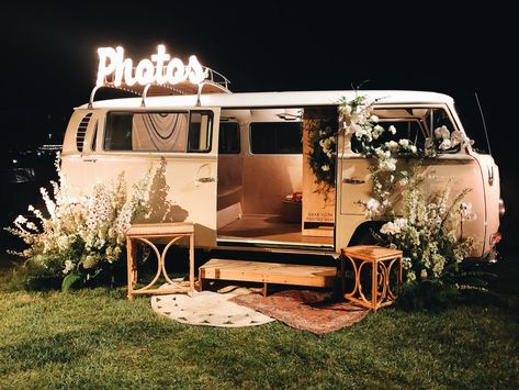 Photo Booth Bus Posts — The Traveling Photo Bus Photo Booth Camper, Vw Bus Photo, Vintage Photo Booth, Open Air Photo Booth, Photo Booth Business, Photo Booth Company, 17 Birthday, Audio Guest Book, Wedding Photo Booth Props