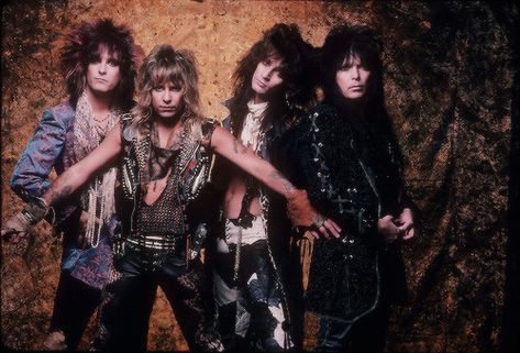 80s Rock Fashion, Motley Crue Nikki Sixx, Dr Feelgood, Back To The 80s, Mick Mars, Vince Neil, 80s Hair Bands, Motley Crüe, Hanoi Rocks