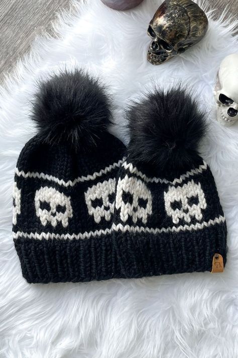 Halloween Knitting, Skull Beanie, Crochet Skull, Hat Knitting Pattern, Fair Isle Knitting Patterns, Skull Hat, Hat Knitting, Halloween Hats, Beanie Pattern