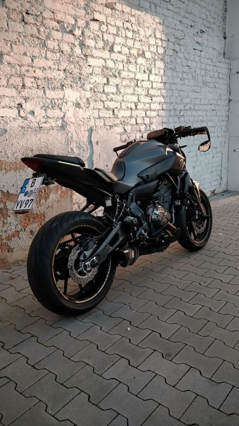 Ducati Bikes Motorcycles, Fz07 Custom, Yamaha Mt07 Custom, Naked Motorbike, Mt25 Yamaha, Mt 07 Custom, Matte Black Motorcycle, Yamaha Mt25, Yamaha Fz07