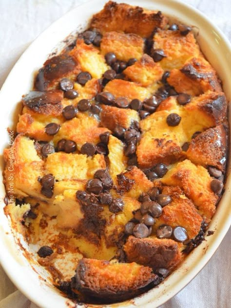 Brioche Chocolate, Chocolate Chip Bread Pudding, Brioche Bread Pudding, Bread Pudding Recipes, Chocolate Chip Pudding, Chocolate Bread Pudding, Butter Pudding, Chocolate Chip Bread, Corn Pudding