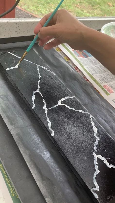 How To Paint Marble Effect On Wood, Painting Marble Effect, How To Marble Paint, How To Paint Marble Effect, Marble Effect Paint, Painting A Sink, Painted Table Tops, Faux Marble Paint, Faux Finish Painting