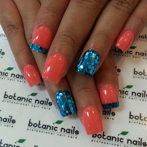 Wonderful looking aqua blue glitter nail art design in French tip and matte detail with melon nail polish. Botanic Nails, Glitter Tip Nails, Blue Glitter Nails, Silver Glitter Nails, Turquoise Nails, Top Nails, Gold Glitter Nails, Nagel Tips, Nails Glitter