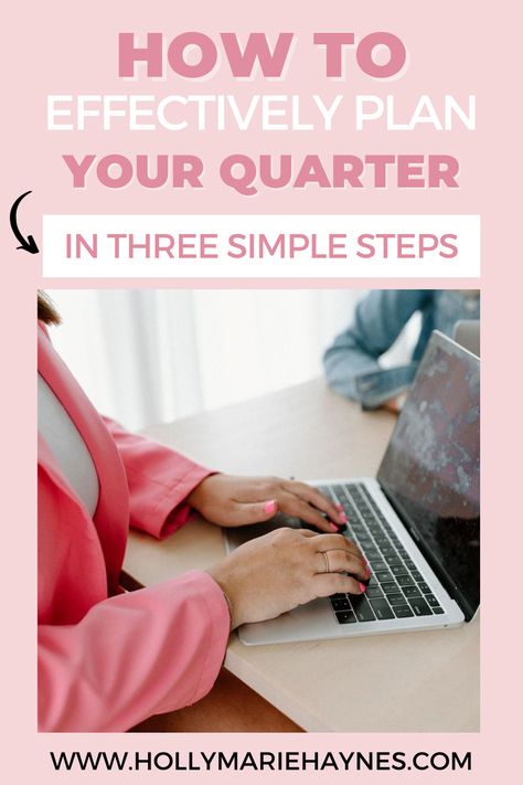 Did you know that quarterly planning is a huge key to success as a female entrepreneur? Inside this must-read blog post. I will share why quarterly planning is so important, how much time it takes, and the questions I ask myself when doing a mini-business audit every quarter. Check it out today! 2025 Intentions, January Reset, Quarterly Planning, Life Organization Binder, Gig Work, Business Is Business, Organization Binder, Small Business Finance, Work System