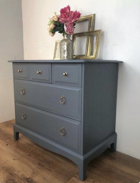 Dark Grey Chest Of Drawers, Upcycled Furniture Chest Of Drawers, Grey Chest Of Drawers Bedroom, Dark Blue Chest Of Drawers, Chest Of Drawers As Bedside Table, Painting Chest Of Drawers Ideas, Pine Chest Of Drawers Makeover, Upcycle Chest Of Drawers, Grey Blue Furniture