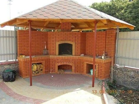 Brick Bbq, Barbecue Design, Backyard Grilling, Outdoor Oven, Backyard Kitchen, Rocket Stoves, Bbq Area, Backyard Fire, Grill Design