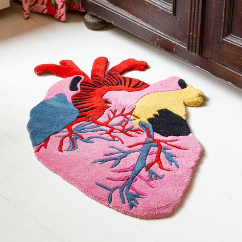 Heart Rug, Funky Rugs, Living Room Floor, Quirky Decor, People Talking, Punch Needle Embroidery, Red Candy, 3x5 Rug, Room Flooring