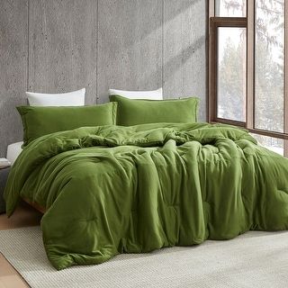 My Favorite Sweatshirt - Coma Inducer® Oversized Comforter Set - Cedar Green - Bed Bath & Beyond - 39920537 Green Bedding Bedroom, Oversized King Comforter, Navy Blue Bedding, Oversized Comforter, Green Comforter, Twin Xl Comforter, Green Queen, Sweatshirt Oversized, Green Bedding