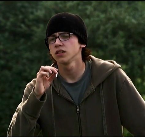 #sid #skins Daniel Desario, Sid Jenkins, Slay Baddie, Mike Bailey, Cassie Skins, Skins Characters, Skin Aesthetics, Skins Uk, Funny Wallpaper