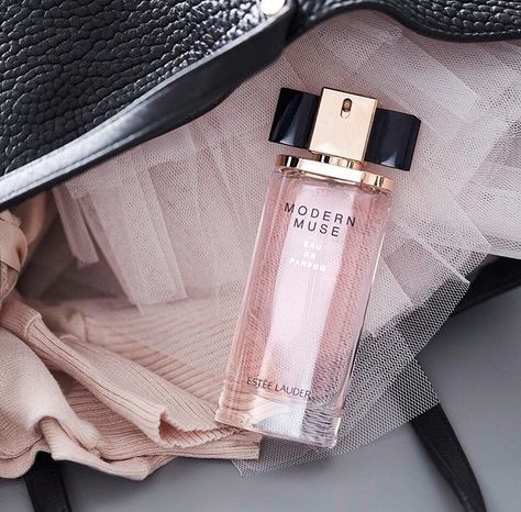 Modern Muse Perfume, Estee Lauder Modern Muse, Jimmy Choo Perfume, Perfume Photography, Misty Copeland, Modern Muse, Photography Magazine Cover, Estée Lauder, Body Makeup