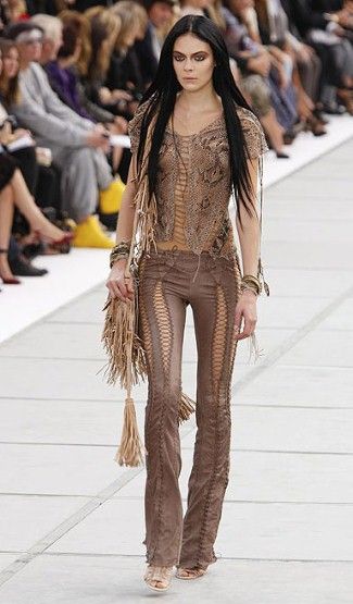 In pictures: Roberto Cavalli spring/summer 2011 Boho 2000s Fashion, Animals Quotes, Travel Tattoos, 2011 Fashion, Fringe Fashion, Quotes Art, Fashion Gallery, 2000s Fashion, Looks Style