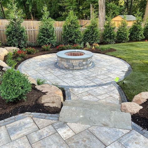 Paving Stone Fire Pit, Lakefront Landscaping, Lake Backyard, Paver Patio Ideas, Paver Fire Pit, Grill Patio, Landscape Ideas Front Yard Curb Appeal, Backyard Walkway, Pavers Backyard