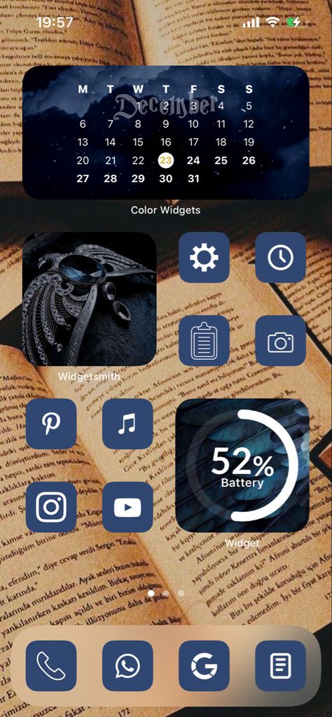 Harry Potter Ravenclaw inspired home screen Ravenclaw Homescreen, Aesthetic Home Screen, Potter Wallpaper, Ravenclaw Aesthetic, Potter Aesthetic, Harry Potter Ravenclaw, Harry Potter Pictures, Harry Potter Wallpaper, Harry Potter Aesthetic