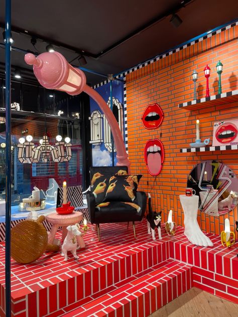 Maximalist Store Design, Pop Art Restaurant, Pop Art Cafe, Resturant Interior Design, Retail Sales Counter, Event Booth Design, Photography Studio Design, Pop Art Decor, Lobby Interior Design