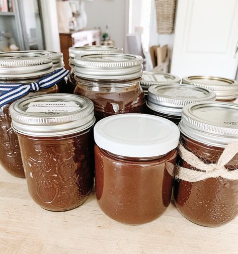 Canned Hot Fudge Sauce, How To Can Hot Fudge Sauce, Hot Fudge Sauce For Canning, Crockpot Hot Fudge Sauce, Canning Hot Fudge Sauce, Diy Syrup, Homemade Chocolate Sauce, Julia Childs, Homemade Hot Fudge