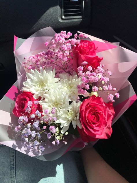 Flower Bouquet No Roses, Big Pink Flower Bouquet, Pretty Flower Bouquet Aesthetic, Flowers To Get Your Girlfriend, Flowers For Best Friend, Bouquet Of Flowers Valentines, Romantic Flowers For Her, Flowers For Gf, Flower Bouquet For Girlfriend