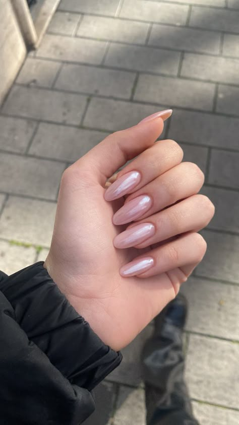 Word Cat, Asian Nails, Chrome Powder, Almond Nail, Valentines Nails, Hailey Bieber, Nude Nails, Almond Nails, Long Nails