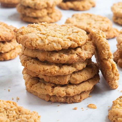 Ranger Cookies Ranger Cookie, Ranger Cookies, Coconut Cookies Recipes, Icebox Cookies, Drop Cookie Recipes, Oatmeal Cookies Chewy, Favorite Cookie Recipe, Clam Recipes, Oat Cookies