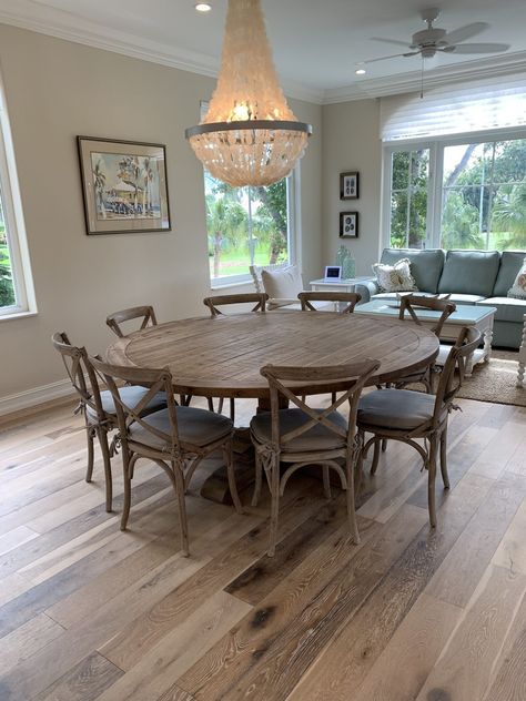 8 Person Dining Table, Circle Dining Table, Large Round Dining Table, 8 Seater Dining Table, Round Dining Room Sets, Farmhouse Table Chairs, Wood Dining Room Table, Circular Dining Table, Round Dining Room Table