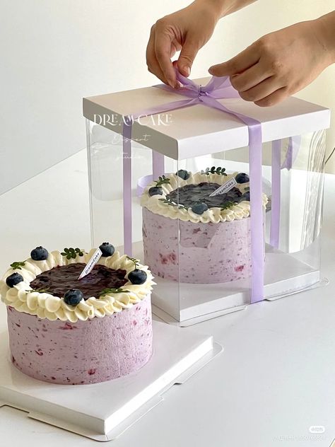 Cake Box Design Packaging Ideas, Mini Cake Packaging Ideas, Cheesecake Packaging, Dessert Packaging Design, Cake Boxes Packaging, Cupcake Packaging, 귀여운 음식 그림, Dessert Packaging, Simple Cake Designs