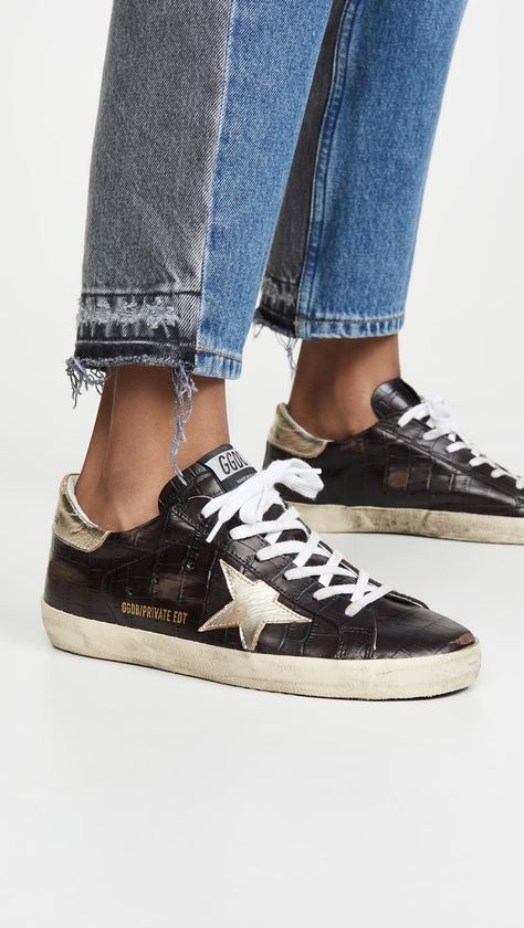 Golden Goose Women, Golden Goose Francy, Sneakers Wallpaper, Sneaker Outfits Women, Golden Goose Superstar, Dior Sneakers, Alexander Mcqueen Sneakers, Sneakers Fashion Outfits, Cute Sneakers