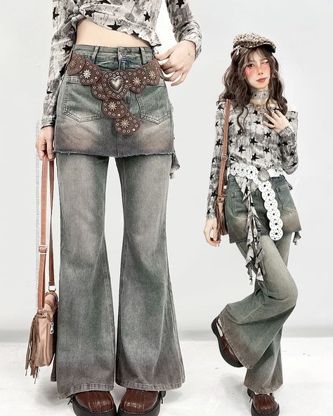 Retro Punk Outfits, Skirt And Jeans Combo, Overalls Reference, Skirt Over Jeans Outfit, Skirts Over Jeans, Wonyoungism Outfits, Creative Pants, Skirt Over Jeans, Steampunk Fashion Female