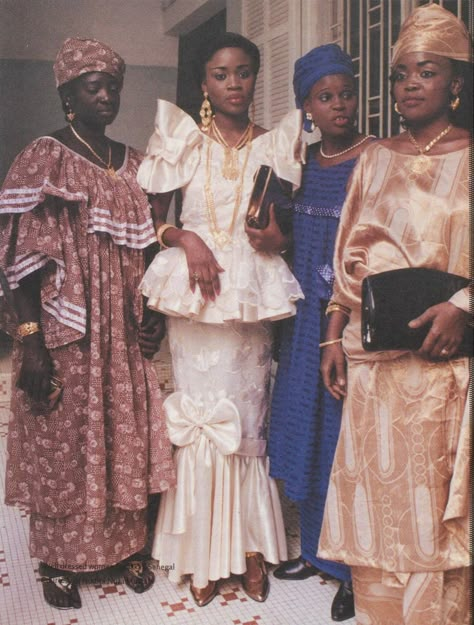 Dakar Senegal, Book Fashion, City Life, African Fashion, Instagram Photos, Dresses, Instagram, Art