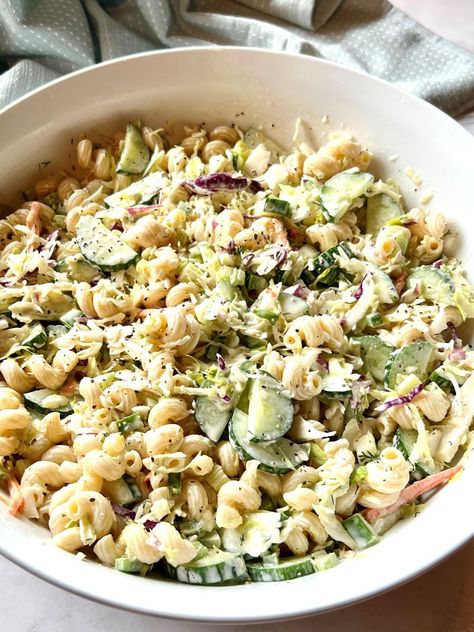 Pasta Slaw Salad, Pasta Slaw, Coleslaw Pasta Salad, Coleslaw Pasta, Ckd Recipes, Slaw Salad, Cold Side Dishes, Veggie Pasta Salad, Avocado Pasta Salad