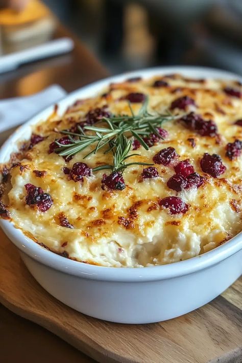 Warm Cranberry-White Cheddar Dip – creamy, festive, and perfect for holiday gatherings. Serve warm with crackers. Try it now! Warm Cranberry White Cheddar Dip, Cranberry Cheese Dip, Cranberry Dip Recipes, Thanksgiving Dip, Warm Dip Recipes, Christmas Eve Appetizers, Holiday Dip, Cranberry Cream Cheese Dip, Holiday Appetizers Christmas