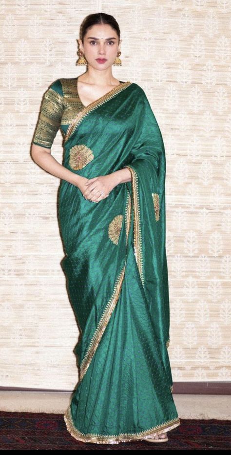 Aditi Rao Hydari Blouse Design, Rama Green Blouse Designs, Simple Bride Indian, Bride In Green Saree, Aditi Rao Hydari Saree, Aditi Rao Hydari Indian Outfits, Sneha Reddy, Green Blouse Designs, Pink Blouse Designs