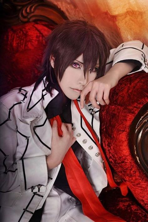 Kaname Kuran- Vampire Knight Vampire Knight Cosplay, Knight Cosplay, Matsuri Hino, Kaname Kuran, Vampire Knight, Amazing Cosplay, Legend Of Korra, Cosplay Ideas, Anime Cosplay