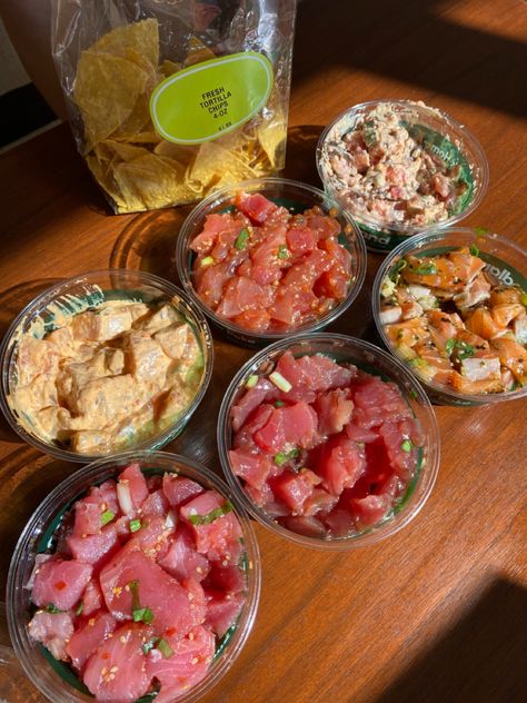 Hawaii Astethic Food, Poke Food Truck, Hawaiian Food Truck Aesthetic, Hawaii Life Aesthetic Food, Hawaii Aesthetic Food, "kaui Hawaii", Hawaii Poke Bowl, Hawian Food, Poke Aesthetic