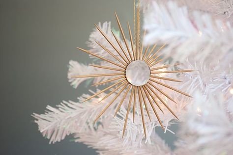 DIY Miniature Sunburst Mirror Ornaments | eHow Mirror Christmas Ornaments, Toothpick Ornaments, Diy Sunburst Mirror, Mid Century Diy, Mcm Christmas, Starburst Mirror, Mirror Crafts, Diy Christmas Tree Ornaments, Mid Century Christmas